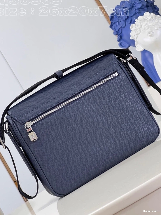 PM LOUIS DISTRICT VUITTON 0818